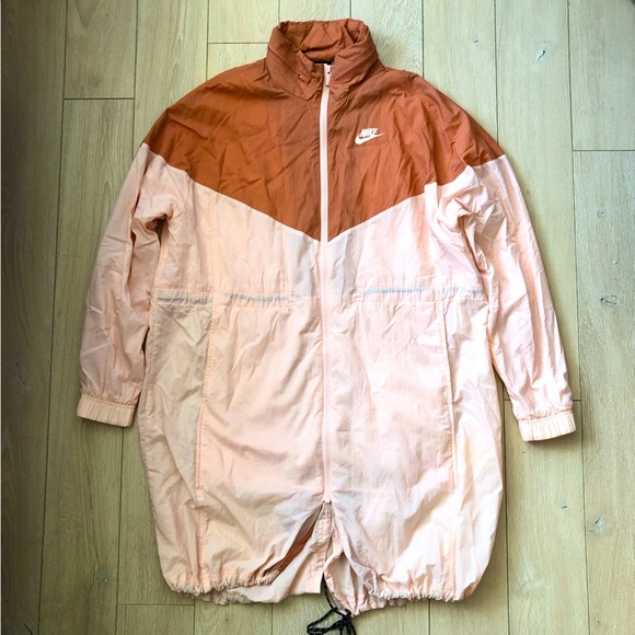 Nike Sportswear NSW Windrunner Parka Packable Hood Jacket Unisex Size S - Picture 2 of 16